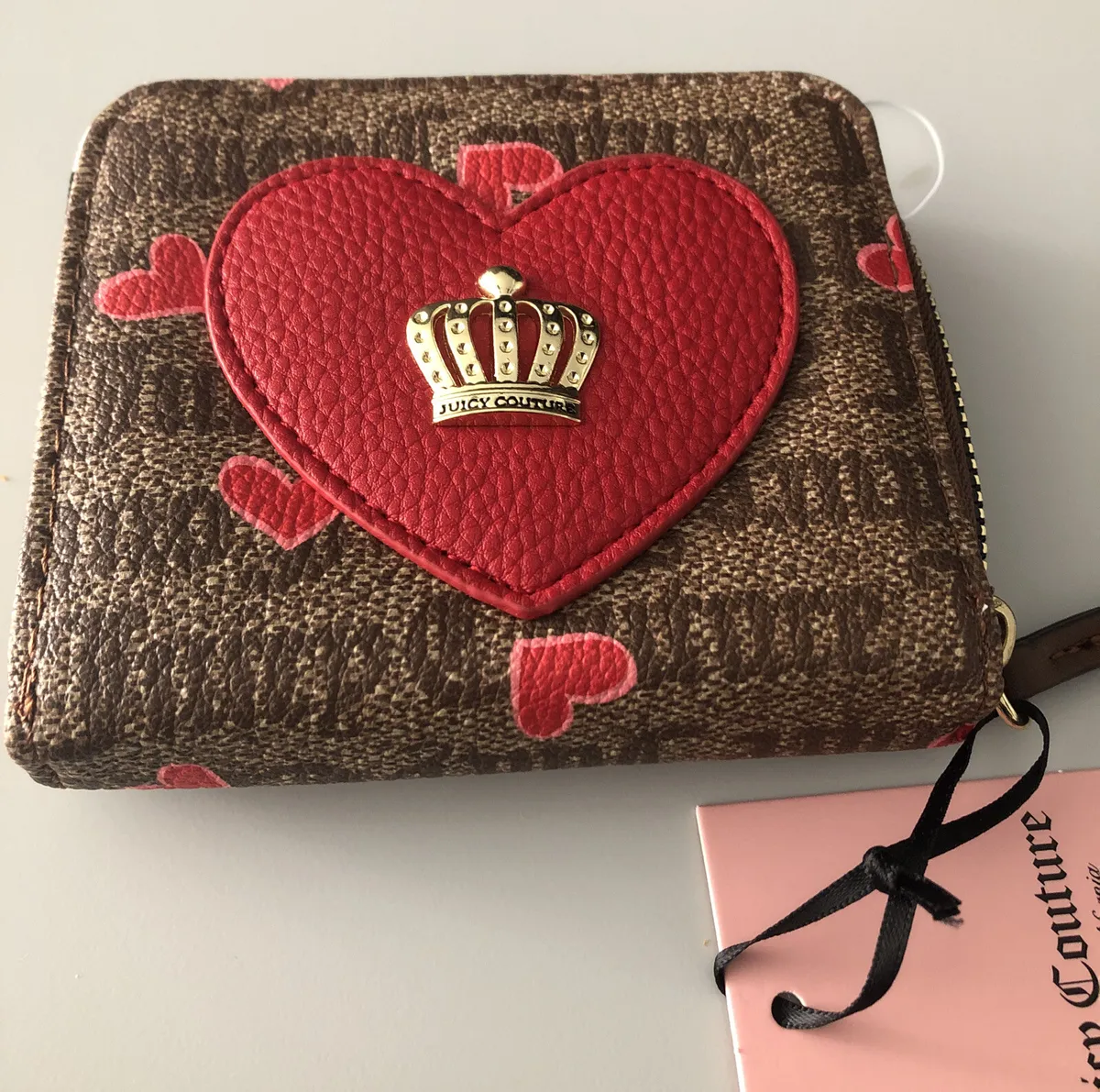 AFFECTION HEART BEADED WALLET – The Huntington Store