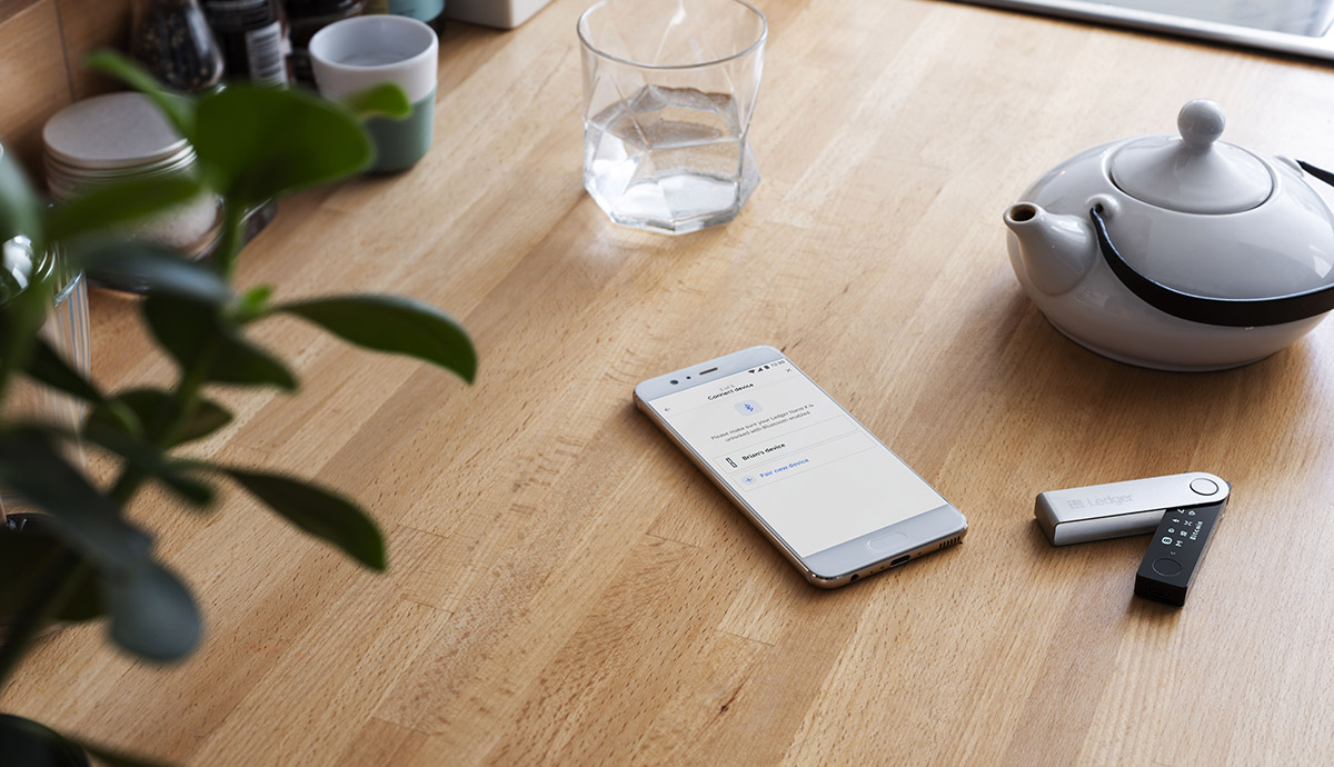 New Ledger Nano X Can Pair With iPhone Via Bluetooth | coinlog.fun