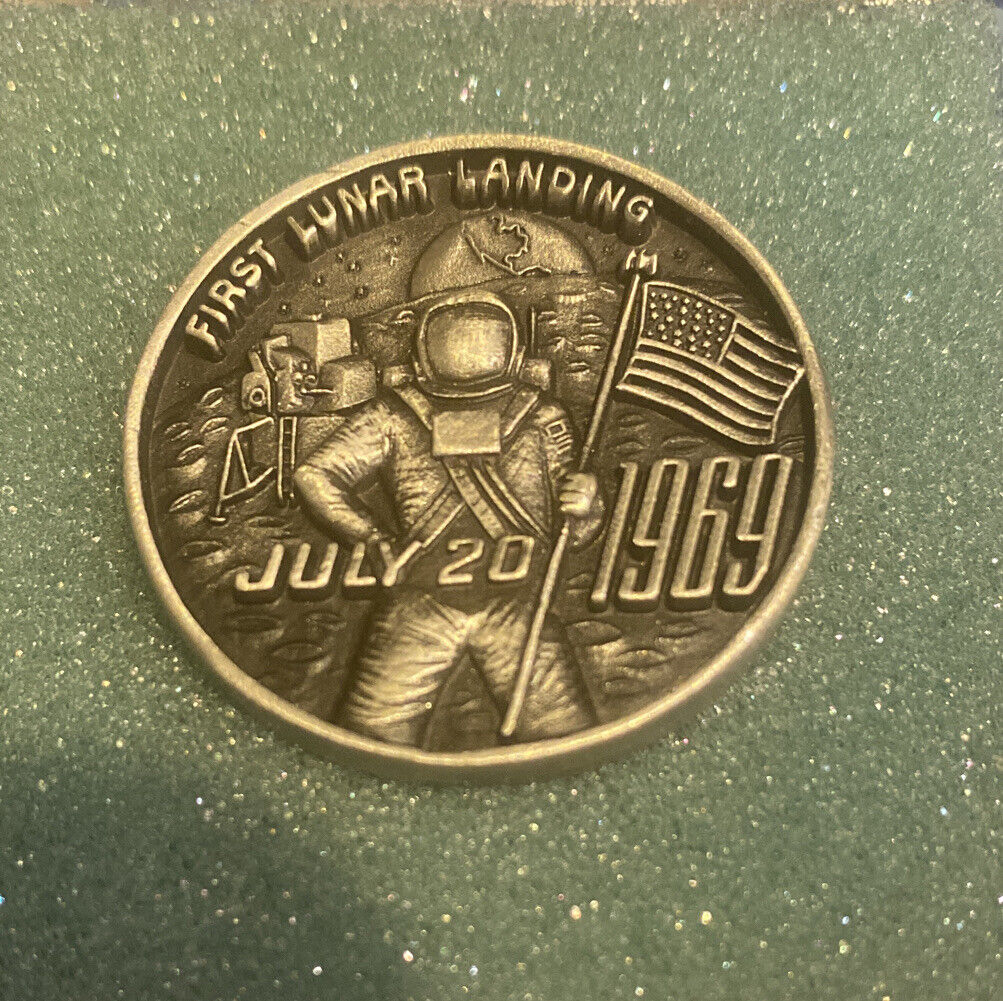 Apollo 11 50th Anniversary commemorative coins - Wikipedia