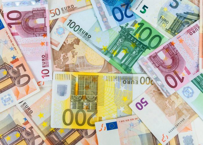 Local Currency in Italy: Can You Use US Dollars in Italy?