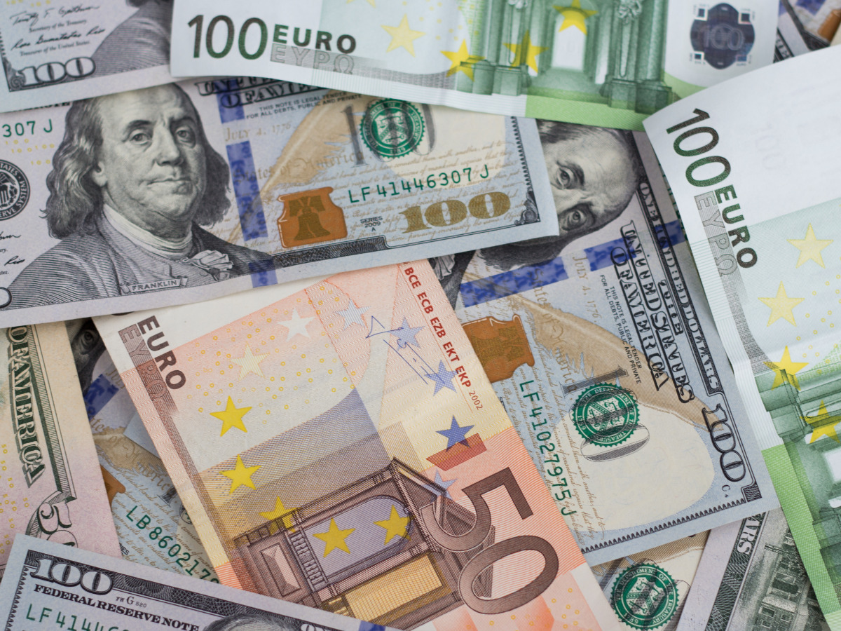 1, EUR to USD | Exchange rate in the USA today | Convert & transfer EUR to USD online