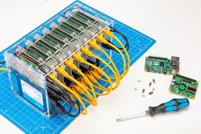 A Low-Cost Energy-Efficient Raspberry Pi Cluster for Data Mining Algorithms - Archive ouverte HAL