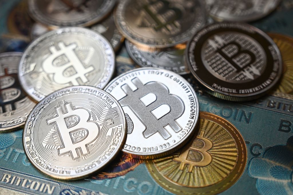 Top Cryptocurrency: Top cryptocurrencies to invest in - The Economic Times