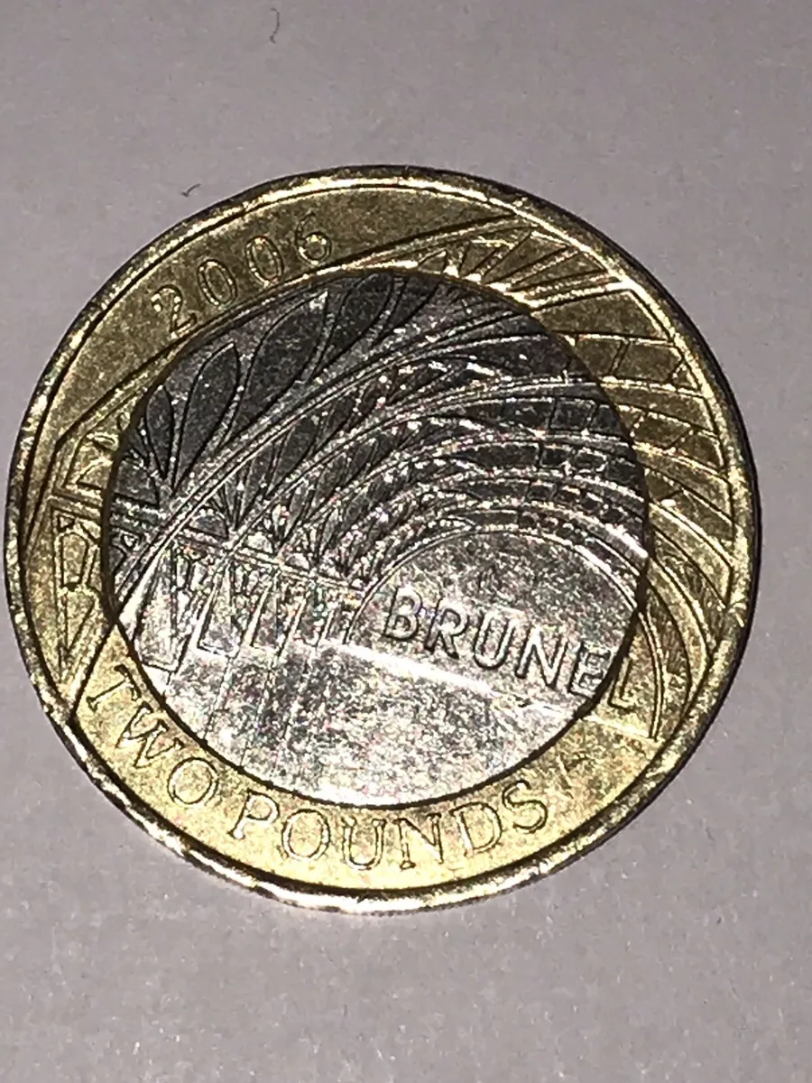 Error 2 Pound Coin - Brunel - Coin Forum - coinlog.fun