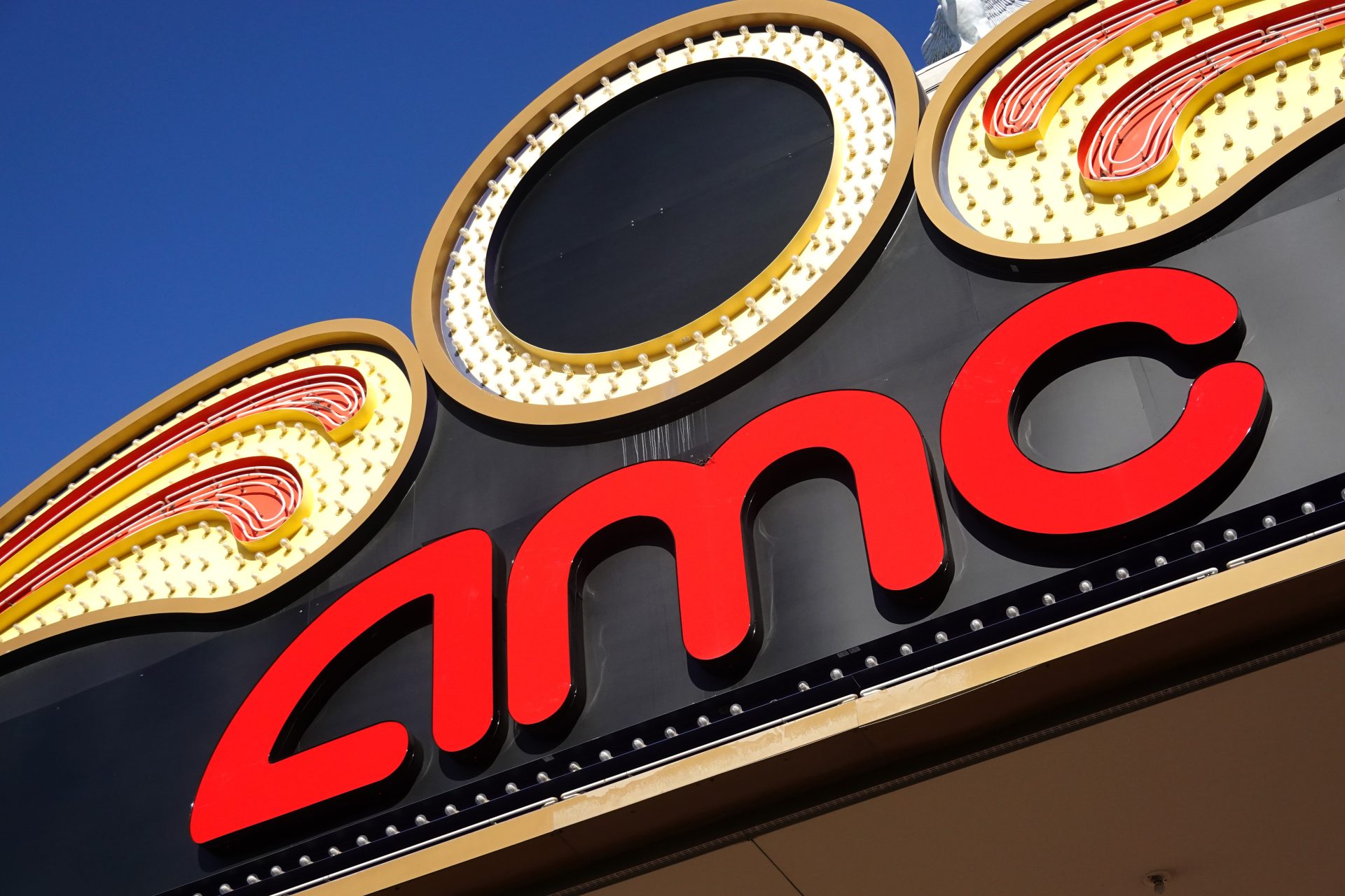 AMC Theatres to Charge More For 'Premium' Seats