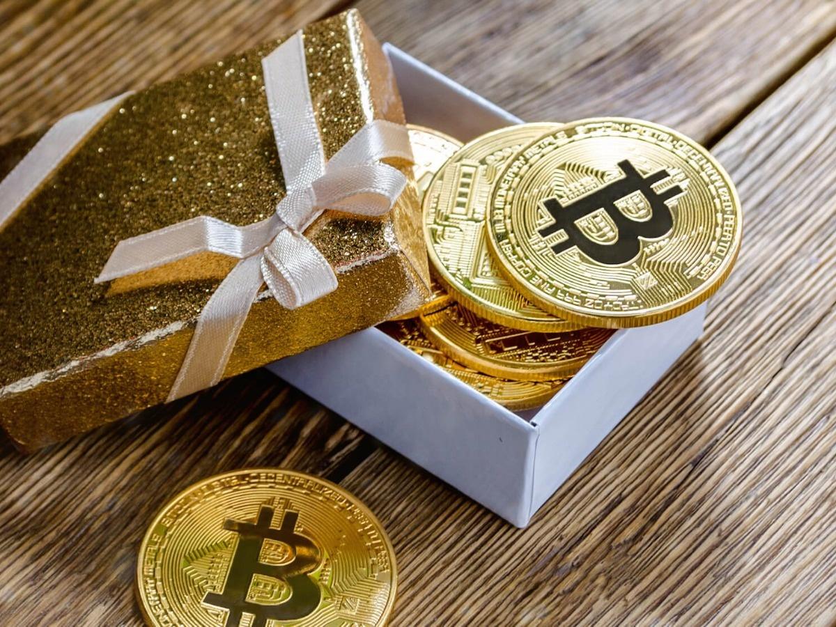 Gifts for the crypto lovers in your life (that aren't NFTs) - Blockworks