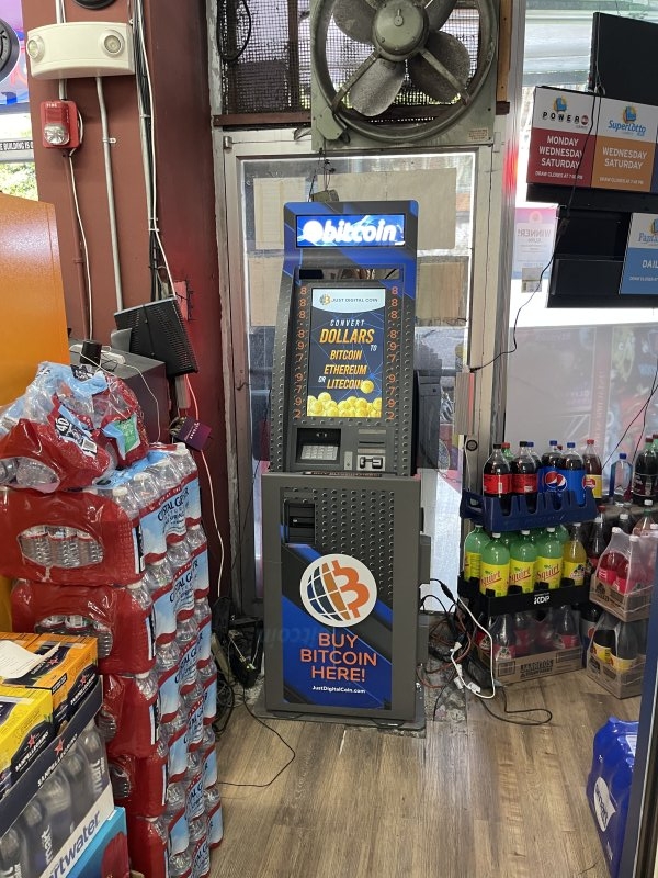 Bitcoin ATM machine in San Francisco at Nakamoto's - Lamassu |