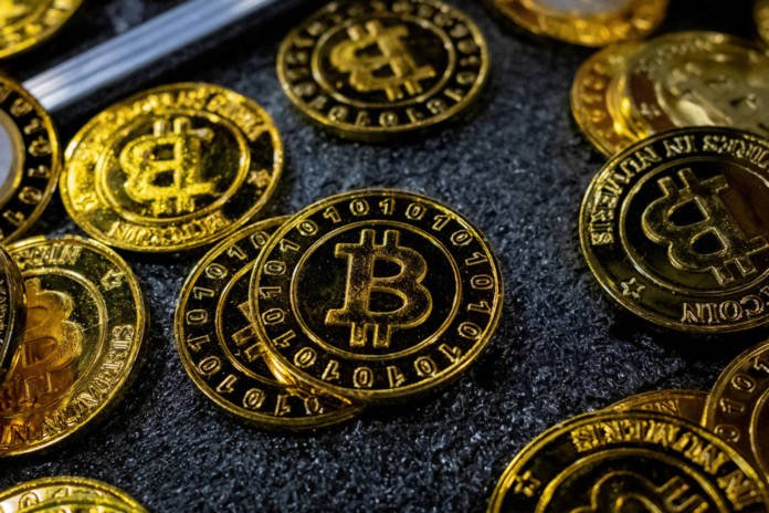 Why Bitcoin ETFs could ‘conquer’ gold ETFs within months – DL News