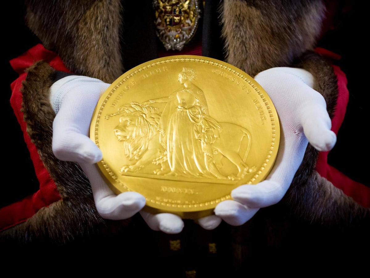 Buy Royal Mint (UK) Bullion Coins In Store or Online