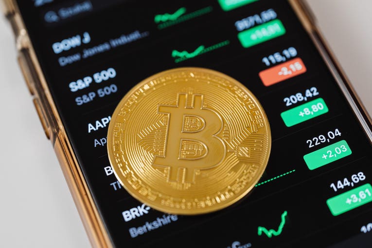 Bitcoin Price & Historical Charts: Is It Time To Buy Or Sell? - coinlog.fun