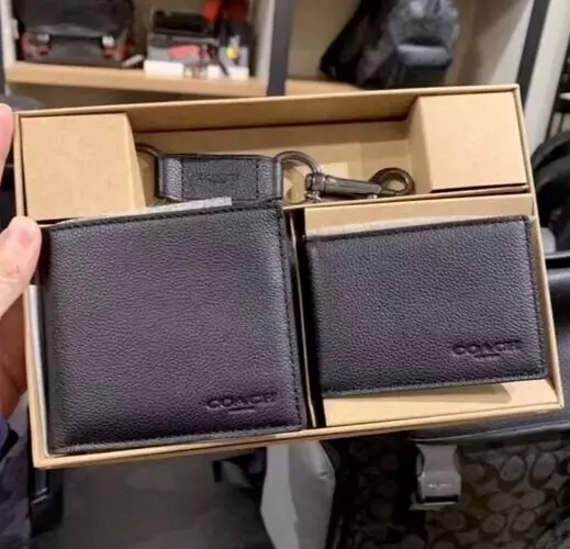 The Bag Shop || Coach Boxed Compact Id Wallet With Trigger Snap Key Fob – The Bag Shop NZ