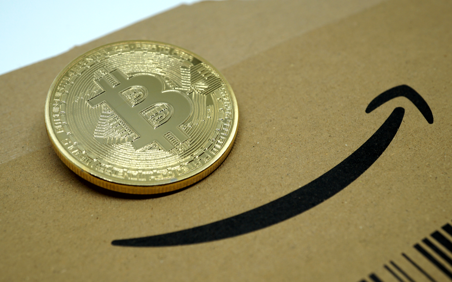 AMZN! $4K Bitcoin Still Historically Outperforming Amazon Stock | coinlog.fun