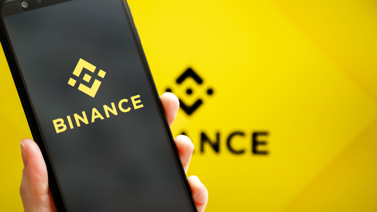 Binance vs. Coinbase: Which Should You Choose?