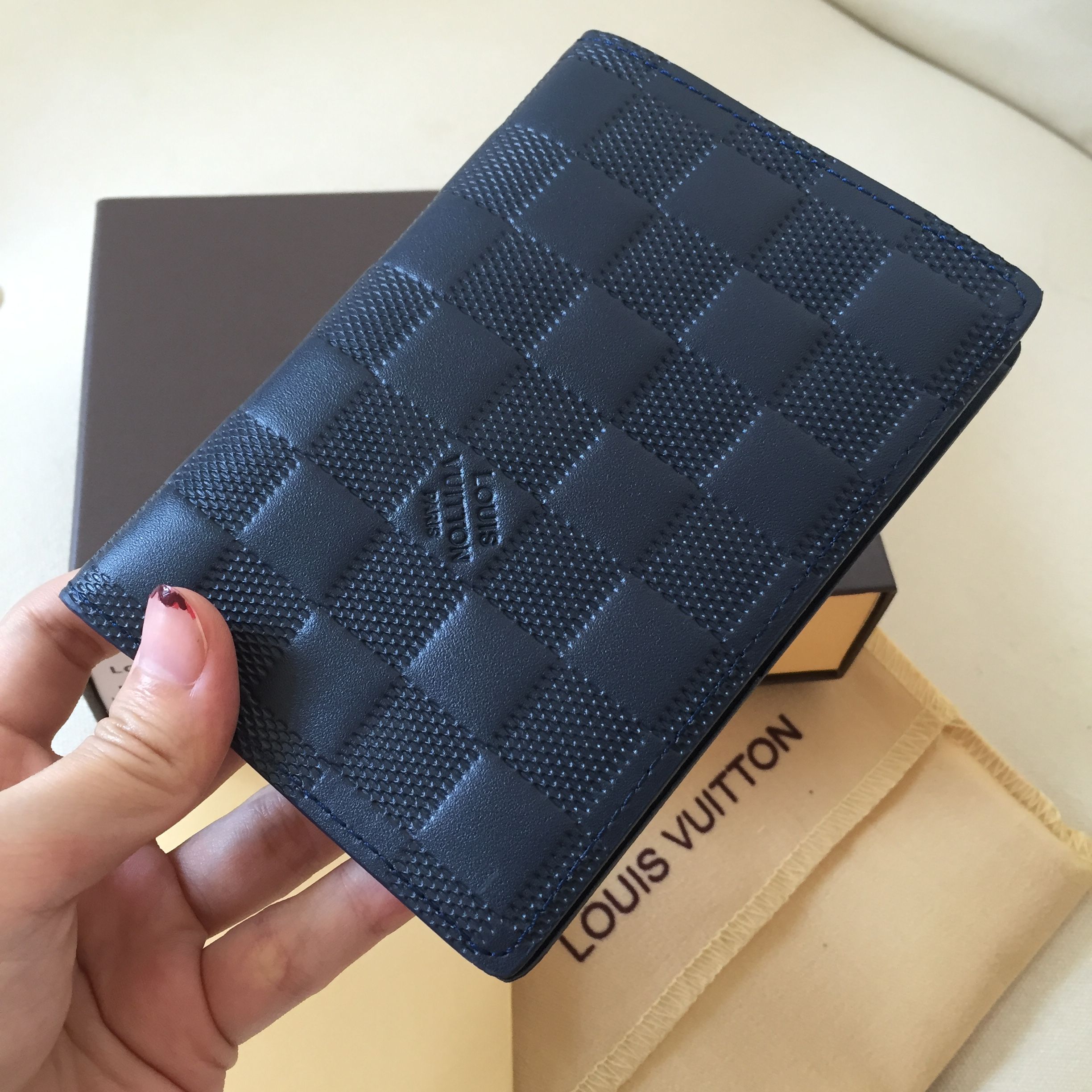 Louis Vuitton Men's Wallets & Card Holders | BUYMA