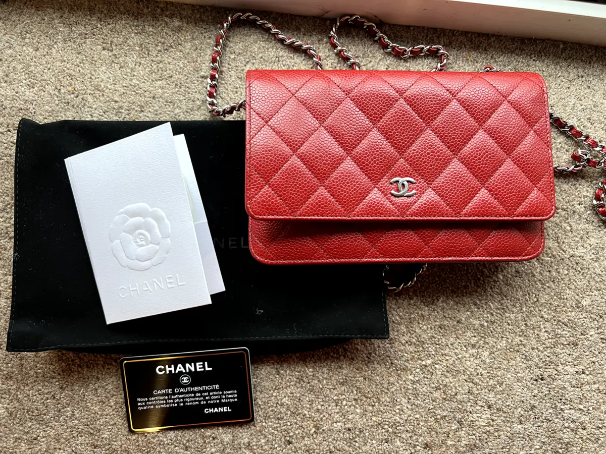 Chanel Classic Wallet On Chain Black Red Patent Leather – Queen Station