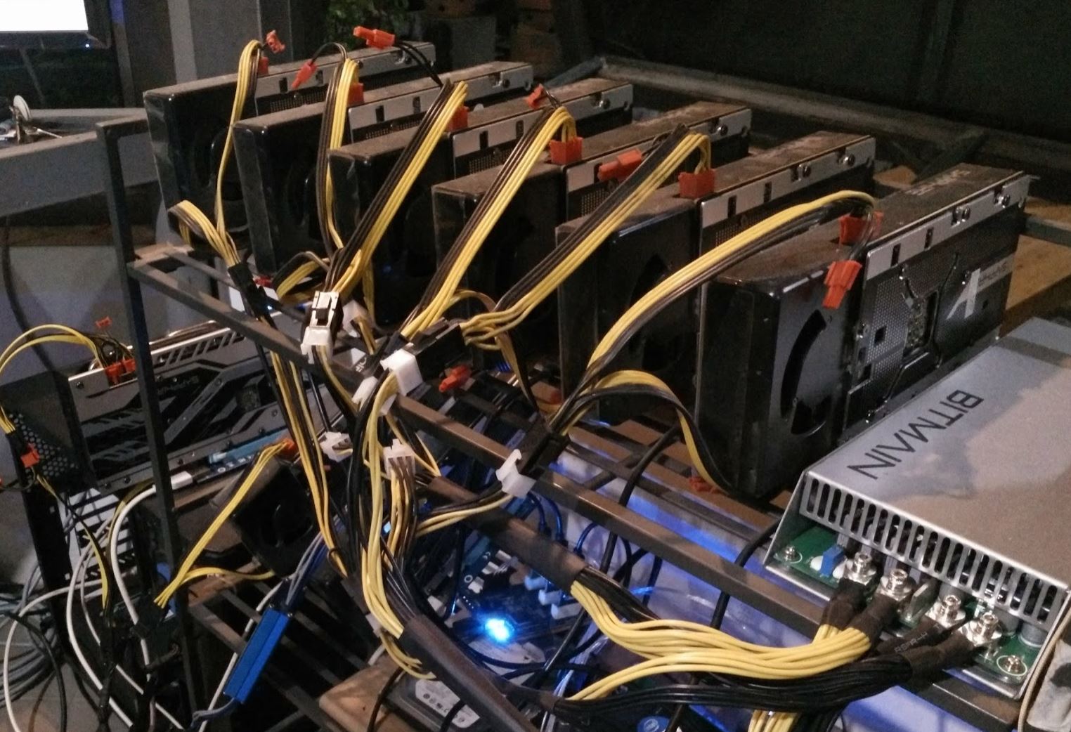 Server Power Supply Archives - Parallel Miner Archive | Parallel Miner