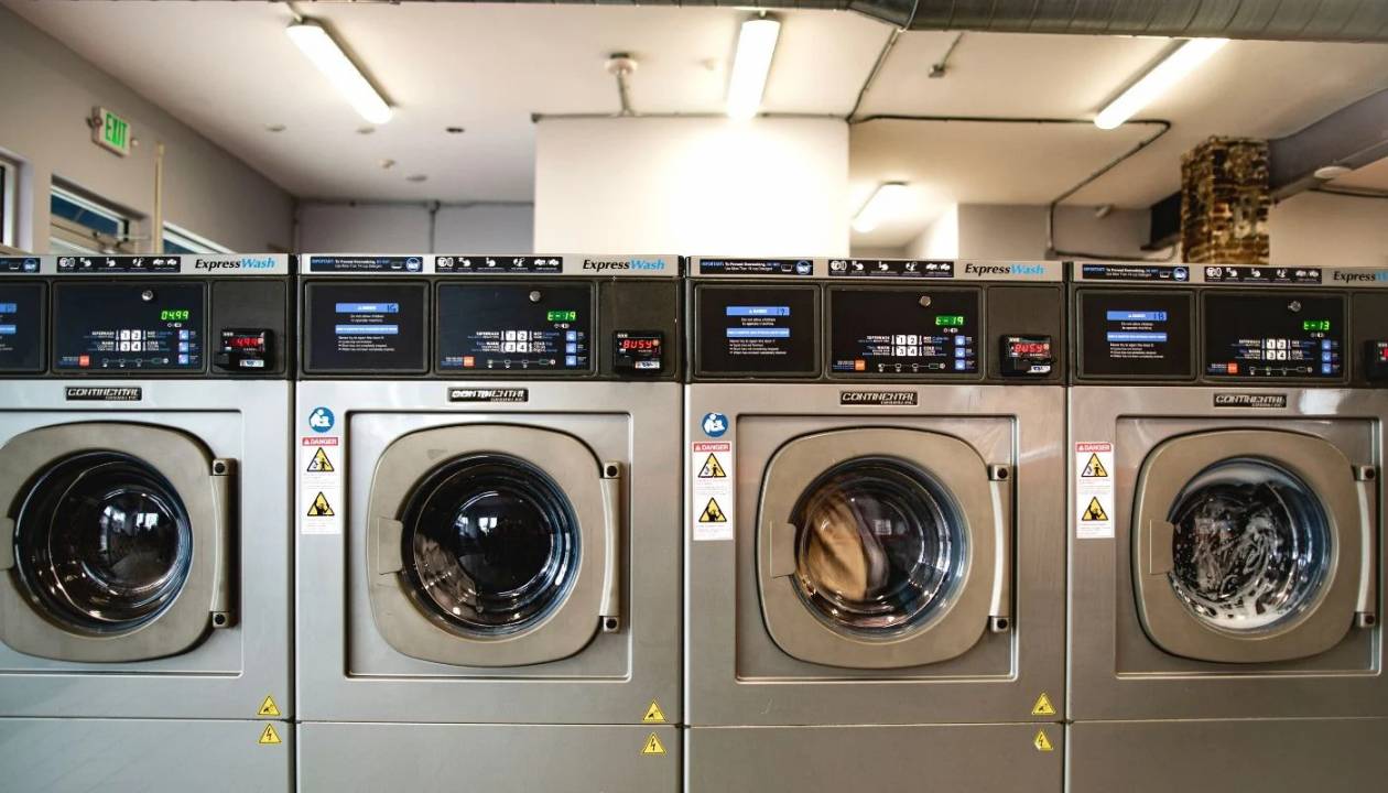 True Value Coin Laundry & Drycleaning - Meyokumin